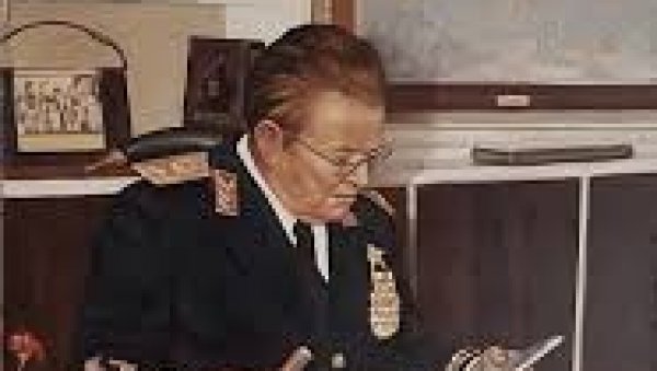 ФЕЉТОН - ПРИКРИВАЊЕ ИСТИНЕ О ПРАВОМ СТАЊУ У ДРЖАВИ: Шездесетих година економија је постала извориште политичких конфронтација ФЕЉТОН - ПРИКРИВАЊЕ ИСТИНЕ О ПРАВОМ СТАЊУ У ДРЖАВИ: Шездесетих година економија је постала извориште политичких конфронтација