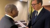 VUČIĆ SA PREDSEDNIKOM ANGOLE U NJUJORKU: Dobar razgovor sa starim prijateljem (FOTO) VUČIĆ SA PREDSEDNIKOM ANGOLE U NJUJORKU: Dobar razgovor sa starim prijateljem (FOTO)