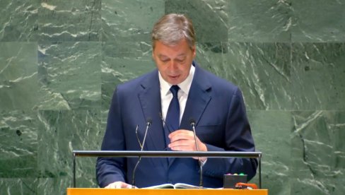 MI NISMO PRIPREMALI CVEĆE ZA NACISTIČKE TENKOVE Vučić u UN: Za to smo platili visoku cenu MI NISMO PRIPREMALI CVEĆE ZA NACISTIČKE TENKOVE Vučić u UN: Za to smo platili visoku cenu