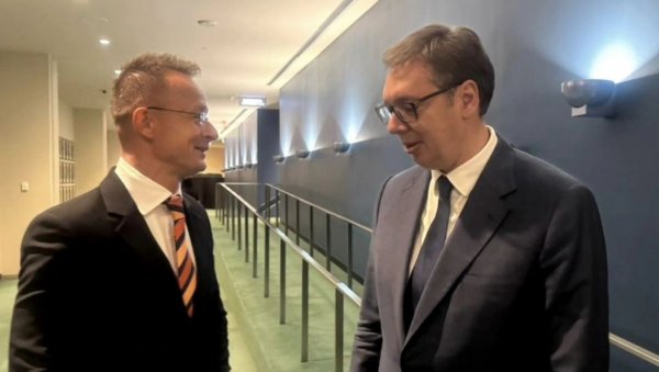 ВУЧИЋ СА СИЈАРТОМ У ЊУЈОРКУ: И овај сусрет потврдио братске односе између наших народа (ФОТО) ВУЧИЋ СА СИЈАРТОМ У ЊУЈОРКУ: И овај сусрет потврдио братске односе између наших народа (ФОТО)