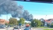 GORI U PANČEVU: Crni gusti dim prekrio nebo, stigao čak i do Beograda? (VIDEO) GORI U PANČEVU: Crni gusti dim prekrio nebo, stigao čak i do Beograda? (VIDEO)