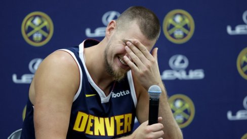 PRESTAO SAM NBA DA GLEDAM KAD JE DŽORDAN OTIŠAO, ZBOG SRBINA OPET PRATIM! Janakopulos otkrio da bi voleo da vidi Jokića u dresu Panate PRESTAO SAM NBA DA GLEDAM KAD JE DŽORDAN OTIŠAO, ZBOG SRBINA OPET PRATIM! Janakopulos otkrio da bi voleo da vidi Jokića u dresu Panate