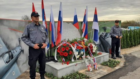 NIJE BILO GREŠKE U NIŠKOJ GREŠCI: Istoričar Aleksandar Dinčić uoči 80 godina od američkog napada na ruske i jugoslovenske snage NIJE BILO GREŠKE U NIŠKOJ GREŠCI: Istoričar Aleksandar Dinčić uoči 80 godina od američkog napada na ruske i jugoslovenske snage