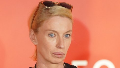 ČIST RASIZAM: Glumica koja podržava blokadere zbija šale na račun tamnoputih ljudi (FOTO)