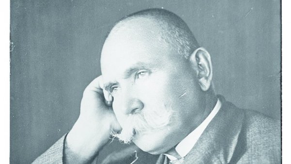 СВЕ ЈЕ СКУПО, САМО ЈЕ КРАЉЕВА ГЛАВА ЈЕФТИНА: Александар је више веровао Француској политици него својој СВЕ ЈЕ СКУПО, САМО ЈЕ КРАЉЕВА ГЛАВА ЈЕФТИНА: Александар је више веровао Француској политици него својој