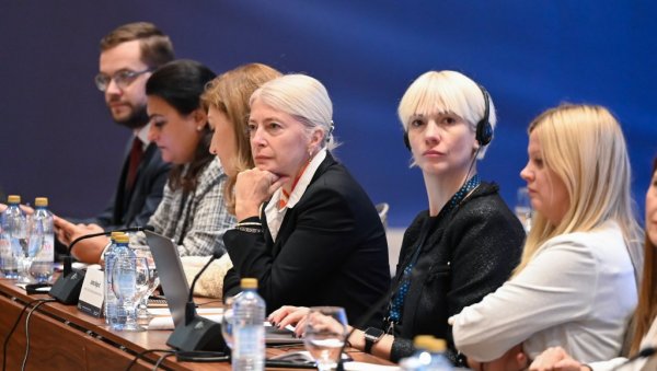Др Беговић у Скопљу на Министарском састанку о истраживању и иновацијама: “Србија се показала као апсолутни лидер у региону” Др Беговић у Скопљу на Министарском састанку о истраживању и иновацијама: “Србија се показала као апсолутни лидер у региону”