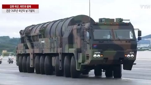 OVO JE NAJMOĆNIJA NENUKLEARNA RAKETA: Služi za uništenje nuklearnih silosa, komandnih mesta (VIDEO) OVO JE NAJMOĆNIJA NENUKLEARNA RAKETA: Služi za uništenje nuklearnih silosa, komandnih mesta (VIDEO)