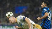 ZVEZDA JE OŠTEĆENA! Oglasio se sudijski ekspert posle debakla šampiona Srbije u Milanu ZVEZDA JE OŠTEĆENA! Oglasio se sudijski ekspert posle debakla šampiona Srbije u Milanu