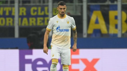 VELIKA GREŠKA KRUNIĆA: Zvezda poklonila gol Interu (VIDEO) VELIKA GREŠKA KRUNIĆA: Zvezda poklonila gol Interu (VIDEO)