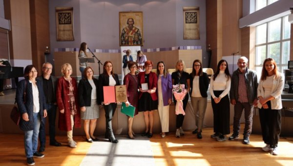 МУЗЕЈУ У СМЕДЕРЕВУ УРУЧЕНА НАГРАДА ЗА МУЗЕЈ ГОДИНЕ: Смедеревски музеј добитник награде „Михаило Валтровић“ МУЗЕЈУ У СМЕДЕРЕВУ УРУЧЕНА НАГРАДА ЗА МУЗЕЈ ГОДИНЕ: Смедеревски музеј добитник награде „Михаило Валтровић“