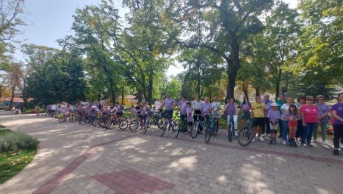 VRANJE DAJE PEDALU RAKU: Vožnja bicikala u znak podrške ljudima koji se bore VRANJE DAJE PEDALU RAKU: Vožnja bicikala u znak podrške ljudima koji se bore