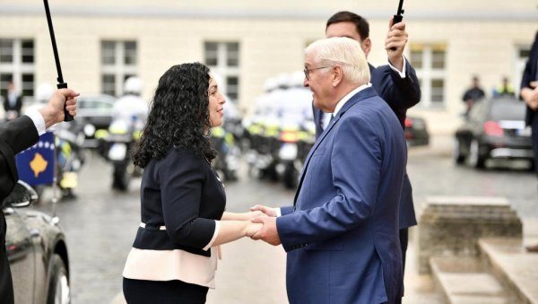 НЕМАЧКИ ЋОРАК О ИЗБАЦИВАЊУ ЛАЖНЕ ДРЖАВЕ: На скупу шефова дипломатија Западног Балкана и ЕУ, у Берлину потврђен однос према Београду НЕМАЧКИ ЋОРАК О ИЗБАЦИВАЊУ ЛАЖНЕ ДРЖАВЕ: На скупу шефова дипломатија Западног Балкана и ЕУ, у Берлину потврђен однос према Београду