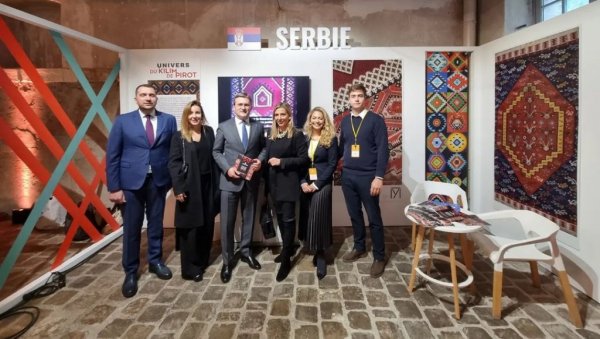 МИНИСТАРСТВО КУЛТУРЕ: Република Србија представила је у Паризу у оквиру Села Франкофоније елементе културног наслеђа наше земље МИНИСТАРСТВО КУЛТУРЕ: Република Србија представила је у Паризу у оквиру Села Франкофоније елементе културног наслеђа наше земље