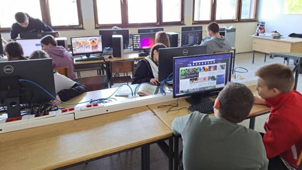 Телеком Србија наставља подршку дигиталном образовању кроз пројекат „Стварамо знање“ Телеком Србија наставља подршку дигиталном образовању кроз пројекат „Стварамо знање“