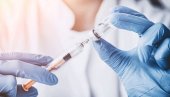 VAKCINA PROTIV GRIPA OD PONEDELJKA: U svim ambulantama Doma zdravlja Novi Sad VAKCINA PROTIV GRIPA OD PONEDELJKA: U svim ambulantama Doma zdravlja Novi Sad