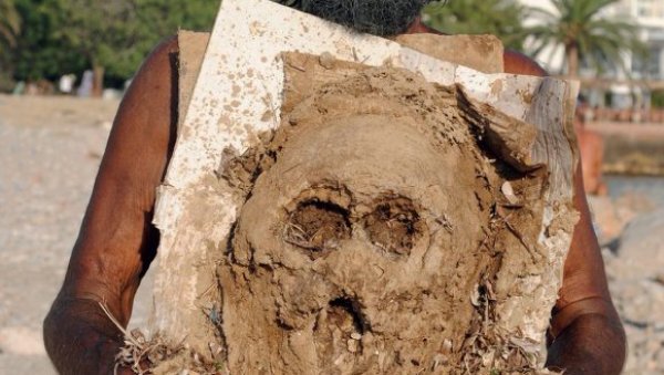 ЦРТЕЖИ И СКУЛПТУРЕ УРОША ТОШКОВИЋА У МОДЕРНОЈ ГАЛЕРИЈИ ВАЉЕВО: Уметник изван свог времена ЦРТЕЖИ И СКУЛПТУРЕ УРОША ТОШКОВИЋА У МОДЕРНОЈ ГАЛЕРИЈИ ВАЉЕВО: Уметник изван свог времена