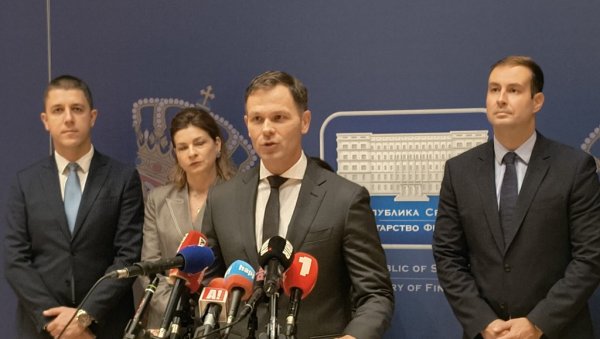 СИНИША МАЛИ О ИНВЕСТИЦИОНОМ РЕЈТИНГУ: Србија је данас у првој лиги СИНИША МАЛИ О ИНВЕСТИЦИОНОМ РЕЈТИНГУ: Србија је данас у првој лиги