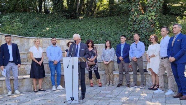 ОБЕЛEЖИЛИ 18. ДЕЦЕНИЈУ ПОСТОЈАЊА: Свечаност у Ботаничкој башти Јевремовац ОБЕЛEЖИЛИ 18. ДЕЦЕНИЈУ ПОСТОЈАЊА: Свечаност у Ботаничкој башти Јевремовац