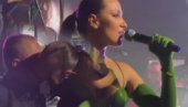 ПЕВАЧИЦА ОДМАХ ПРЕКИНУЛА МУЗИКУ: Отац Александре Пријовић грца у сузама ПЕВАЧИЦА ОДМАХ ПРЕКИНУЛА МУЗИКУ: Отац Александре Пријовић грца у сузама