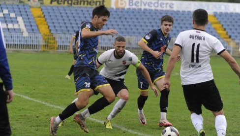 BEZ POBEDNIKA U KRALJEVU: Mreže mirovale u duelu Sloge i Zlatibora BEZ POBEDNIKA U KRALJEVU: Mreže mirovale u duelu Sloge i Zlatibora