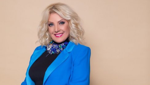 SNEŽANA ĐURIŠIĆ U VELIKOM INTERVJUU ZA NOVOSTI: Vredna pesma ne stiže sa ploče, već iz duše (FOTO) SNEŽANA ĐURIŠIĆ U VELIKOM INTERVJUU ZA NOVOSTI: Vredna pesma ne stiže sa ploče, već iz duše (FOTO)