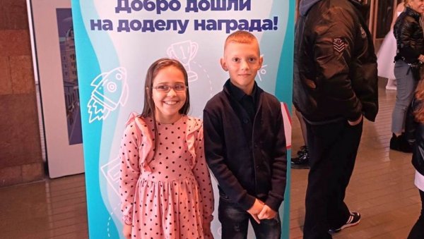 МАЛИ ЂОРЂЕ ОДЛИЧАН ПЕСНИК: Освојио прву награду Фондације „РШУМ“ МАЛИ ЂОРЂЕ ОДЛИЧАН ПЕСНИК: Освојио прву награду Фондације „РШУМ“
