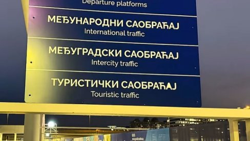 ĆIRILICA STIGLA NA BAS: Izmenjeno pismo na info - tablama na glavnoj autobuskoj stanici ĆIRILICA STIGLA NA BAS: Izmenjeno pismo na info - tablama na glavnoj autobuskoj stanici