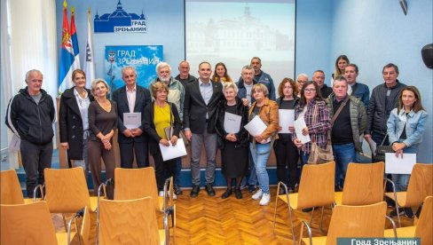 MILIONI ZA POVEĆANJE ENERGETSKE EFIKASNOSTI U ZRENJANINU: Konkurs za bespovratna sredstva MILIONI ZA POVEĆANJE ENERGETSKE EFIKASNOSTI U ZRENJANINU: Konkurs za bespovratna sredstva