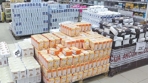 БАХАТЕ СЕ ЦЕНАМА, КОМИСИЈА САМО ПРАТИ: Потрошачи сумњају да иза поскупљења хране стоје картели БАХАТЕ СЕ ЦЕНАМА, КОМИСИЈА САМО ПРАТИ: Потрошачи сумњају да иза поскупљења хране стоје картели