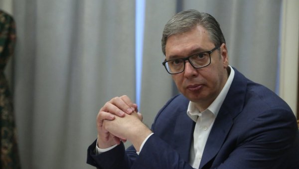 УВЕК ИМ ЈЕ ТЕМА: Хрвати не могу без Вучића УВЕК ИМ ЈЕ ТЕМА: Хрвати не могу без Вучића