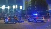 OBOREN MOTOCIKLISTA: U saobraćajnoj nesreći večeras u Novom Sadu povređen tinejdžer OBOREN MOTOCIKLISTA: U saobraćajnoj nesreći večeras u Novom Sadu povređen tinejdžer