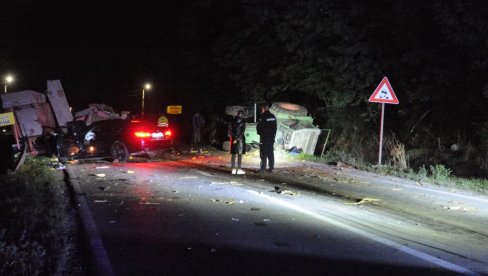 UHAPŠEN VOZAČ TRAKTORA: Novi detalji saobraćajne nesreće u Miločaju kod Kraljeva UHAPŠEN VOZAČ TRAKTORA: Novi detalji saobraćajne nesreće u Miločaju kod Kraljeva