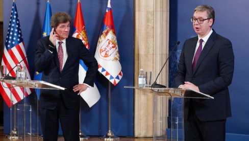 OBRAĆANJE VUČIĆA I FERNANDEZA: Potpisaćemo sa SAD značajan energetski ugovor sledeće srede (VIDEO) OBRAĆANJE VUČIĆA I FERNANDEZA: Potpisaćemo sa SAD značajan energetski ugovor sledeće srede (VIDEO)