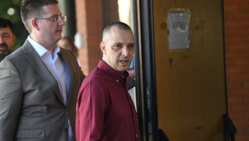 PRIČALA SAM SA JELENOM PRE UBISTVA, VLADIMIR OTIŠAO U PRODAVNICU: Jelenina sestra i Zoranova kuma svedočile na suđenju Marjanoviću PRIČALA SAM SA JELENOM PRE UBISTVA, VLADIMIR OTIŠAO U PRODAVNICU: Jelenina sestra i Zoranova kuma svedočile na suđenju Marjanoviću