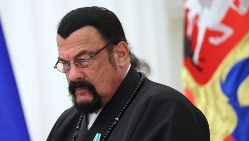 STIVEN SIGAL: Ako treba umreću za Putina STIVEN SIGAL: Ako treba umreću za Putina
