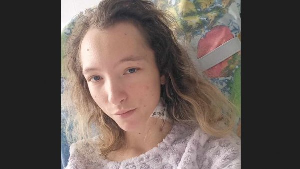 ЧЕКАЛА НА БУБРЕГ ДВЕ ГОДИНЕ, ДОБИЛА ГА У МИНСКУ: Милена Свјетлановић (18) из Кнежева успешно оперисана у Белорусији ЧЕКАЛА НА БУБРЕГ ДВЕ ГОДИНЕ, ДОБИЛА ГА У МИНСКУ: Милена Свјетлановић (18) из Кнежева успешно оперисана у Белорусији