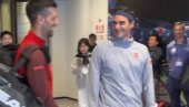 GDE SI MATORI! Kakav susret u Šangaju, Novak Đoković naleteo na Rodžera Federera (VIDEO) GDE SI MATORI! Kakav susret u Šangaju, Novak Đoković naleteo na Rodžera Federera (VIDEO)