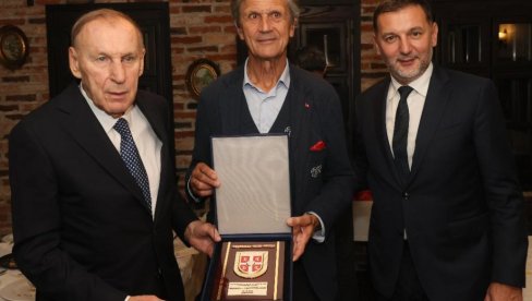 LEPA UVERTIRA: Delegacije FS Srbije i Švajcarske na zajedničkoj večeri u Nišu LEPA UVERTIRA: Delegacije FS Srbije i Švajcarske na zajedničkoj večeri u Nišu