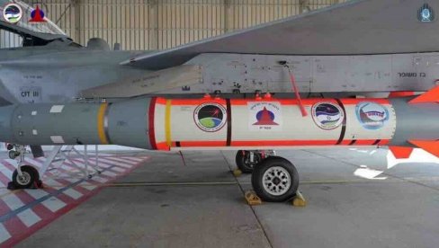 IZRAEL SPREMA HIPERSONIČNE RAKETE ZA UDAR NA IRAN: Meta može biti i nuklearna infrastruktura (VIDEO) IZRAEL SPREMA HIPERSONIČNE RAKETE ZA UDAR NA IRAN: Meta može biti i nuklearna infrastruktura (VIDEO)