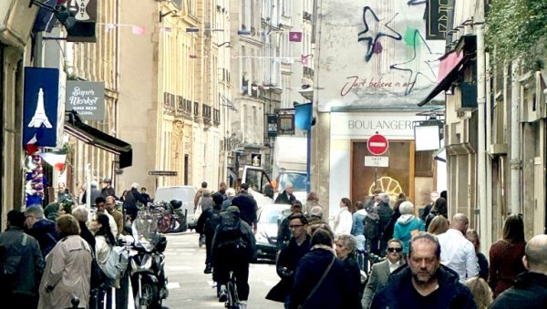 АГРЕСИЈА НА СВАКЕ 44 СЕКУНДЕ: Делинквенција узела маха у Француској, нова влада на безбедносном испиту АГРЕСИЈА НА СВАКЕ 44 СЕКУНДЕ: Делинквенција узела маха у Француској, нова влада на безбедносном испиту