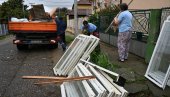 БЕСПЛАТНО ОДНОСЕ КАБАСТИ ОТПАД: Акција вршачких комуналаца наишла на добар одзив БЕСПЛАТНО ОДНОСЕ КАБАСТИ ОТПАД: Акција вршачких комуналаца наишла на добар одзив