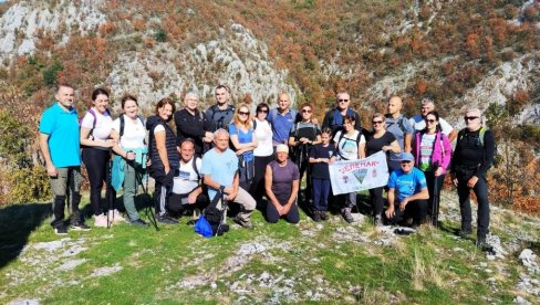PANČEVAČKI PLANINARI NA CRNICI: 162. organizovana grupa pešačila kanjonom (FOTO) PANČEVAČKI PLANINARI NA CRNICI: 162. organizovana grupa pešačila kanjonom (FOTO)