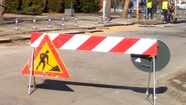 ОБУСТАВА САОБРАЋАЈА: Затворен пут Велико Градиште-Пожежено ОБУСТАВА САОБРАЋАЈА: Затворен пут Велико Градиште-Пожежено