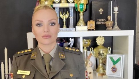 OFICIR SA CRNIM POJASOM: Pavelina Ikonić (35), pripadnik VS, po mnogo čemu jedinstvena OFICIR SA CRNIM POJASOM: Pavelina Ikonić (35), pripadnik VS, po mnogo čemu jedinstvena