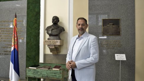 IZ ĐAČKIH KLUPA U SRPSKU ELITU: Prva gimnazija tokom 185 godina iškolovala sve naznačajnije ličnosti 19. veka i prve polovine 20. veka IZ ĐAČKIH KLUPA U SRPSKU ELITU: Prva gimnazija tokom 185 godina iškolovala sve naznačajnije ličnosti 19. veka i prve polovine 20. veka