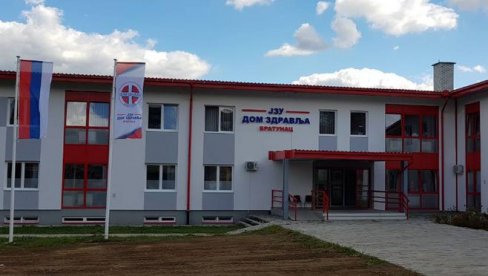 LEKARKU TUKAO BOKSEROM ZBOG TRODONA: Užas u Domu zdravlja Bratunac, bahati pacijent fizički napao doktorku LEKARKU TUKAO BOKSEROM ZBOG TRODONA: Užas u Domu zdravlja Bratunac, bahati pacijent fizički napao doktorku