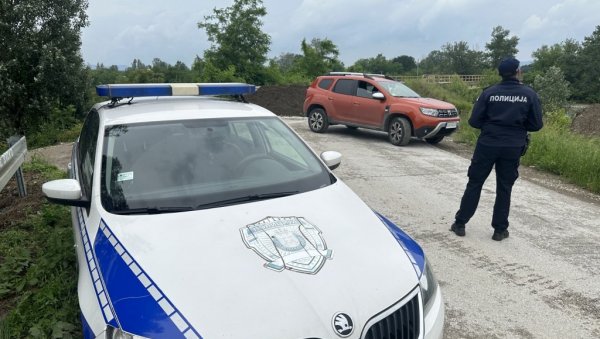 ИЗБО ЖЕНУ НОЖЕМ, ПА ПОБЕГАО: Ухапшен осумњичени ИЗБО ЖЕНУ НОЖЕМ, ПА ПОБЕГАО: Ухапшен осумњичени