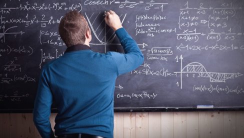 OTPREMNINE DELE PROSVETARE Poseban kolektivni ugovor daje veće privilegije članovima reprezentativnih sindikata