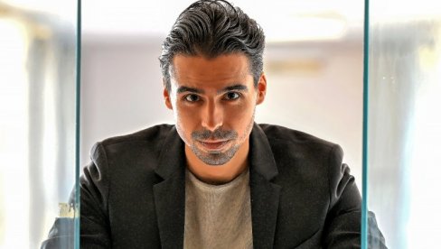 PRIČE NAŠIH PREDAKA: Glumac Luka Jovanović DŽivdžanovski, autor predstave Srpske bajke PRIČE NAŠIH PREDAKA: Glumac Luka Jovanović DŽivdžanovski, autor predstave Srpske bajke