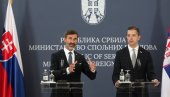 ШЕФ СЛОВАЧКЕ ДИПЛОМАТИЈЕ У БЕОГРАДУ: Наша позиција по питању КиМ остаје непромењена ШЕФ СЛОВАЧКЕ ДИПЛОМАТИЈЕ У БЕОГРАДУ: Наша позиција по питању КиМ остаје непромењена